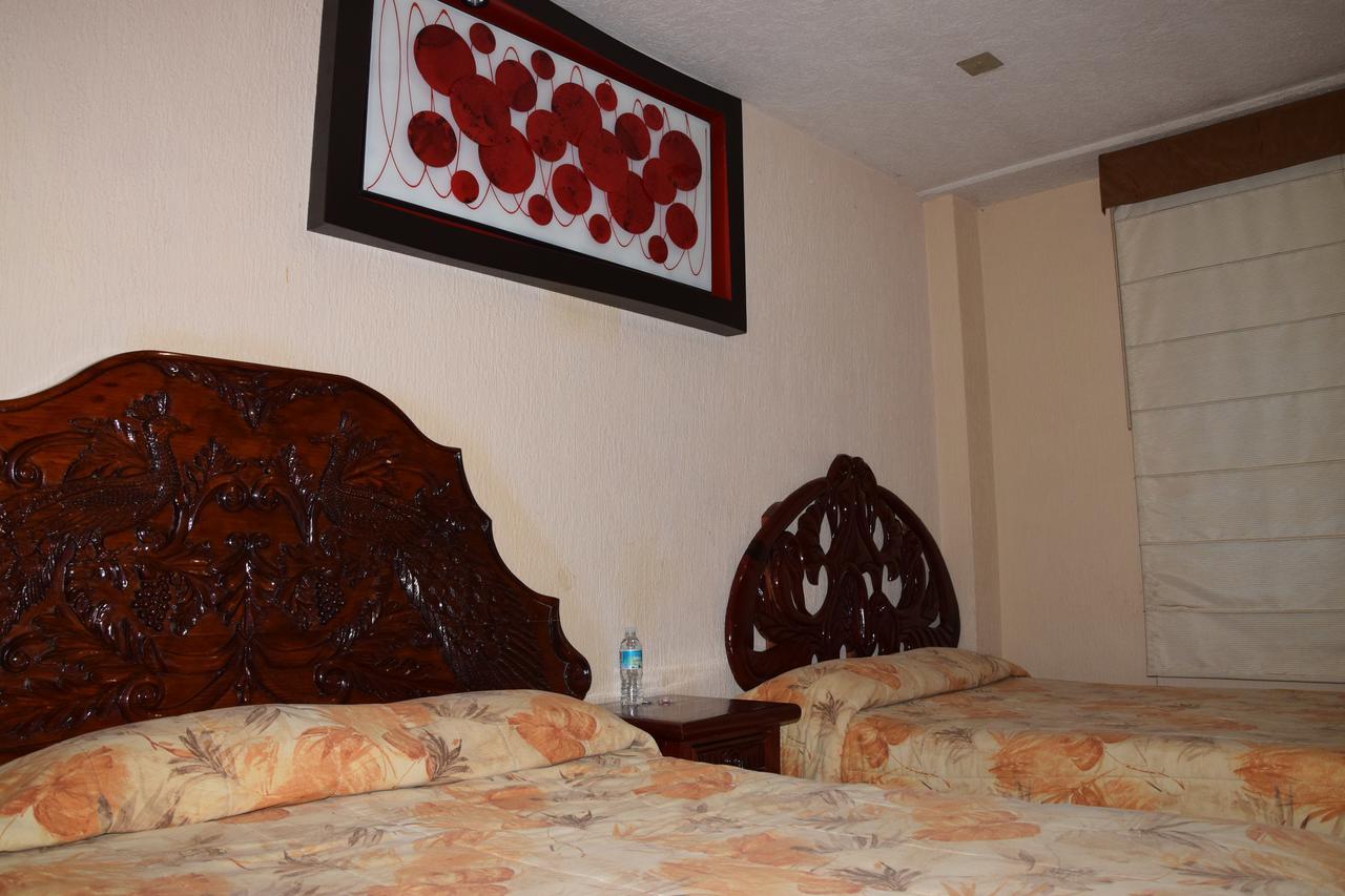 Hotel Real Azteca Zona Piel 2*